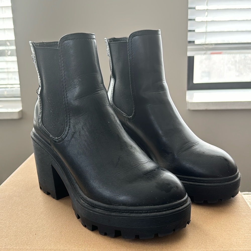 Black boots